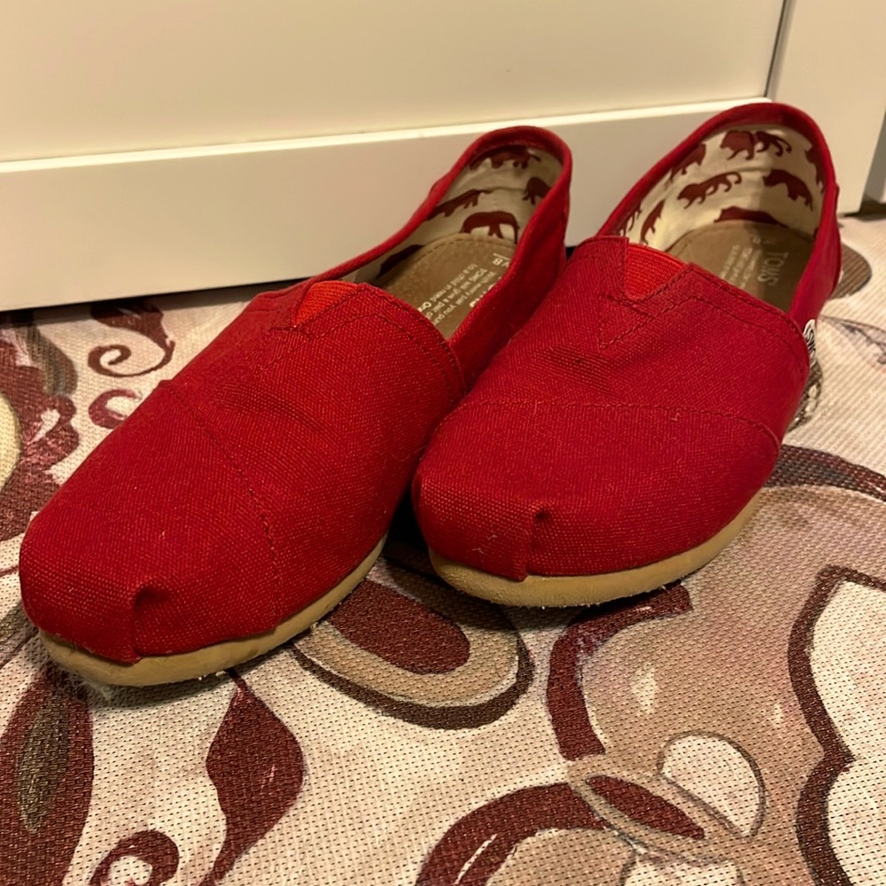 Red Wonan’s Tom’s Size 8W EUC